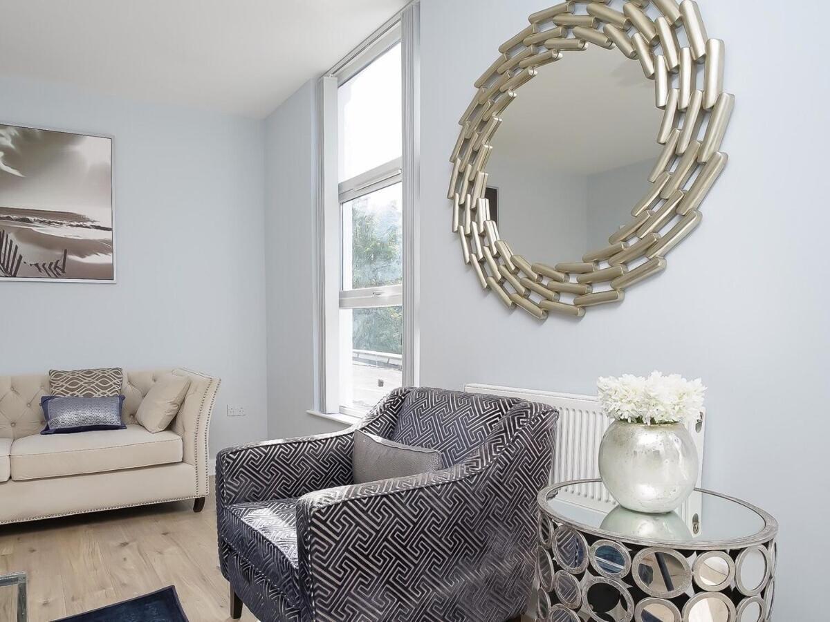 City Centre 3 Bdr Townhouse By Belfast City Breaks Habitación foto